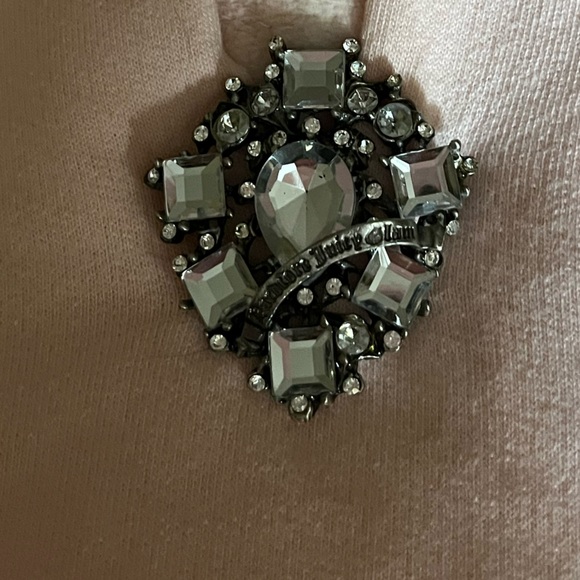 Juicy Couture RARE Vintage Y2K Pink Set w/Brooch💖 - Picture 5 of 16